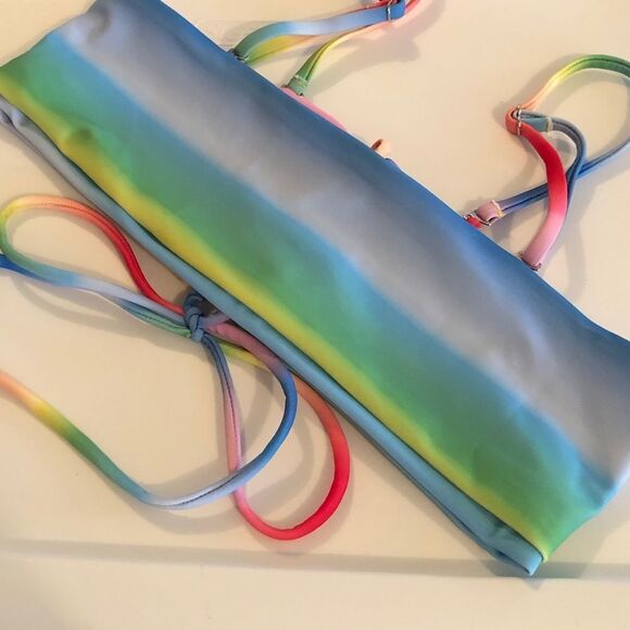 Yira Swim Rainbow Bikini Top nwt - Picture 3 of 7